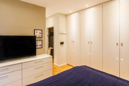 Apartamento à venda com 216m², 3 quartos e 2 vagas