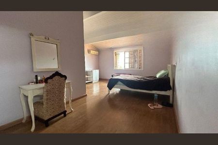 Casa à venda com 4 quartos, 420m² em Residencial Dez (Alphaville), Santana de Parnaíba