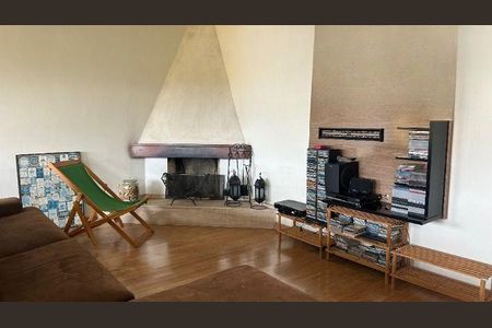 Casa à venda com 4 quartos, 420m² em Residencial Dez (Alphaville), Santana de Parnaíba