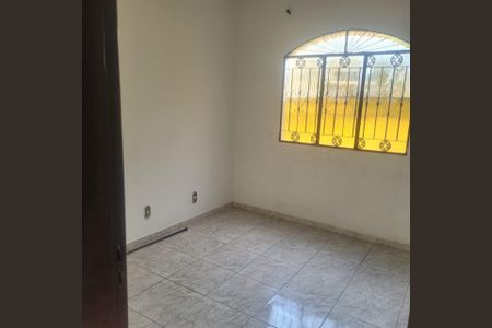 Casa à venda com 110m², 4 quartos e 2 vagasQuarto