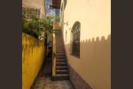 Casa à venda com 110m², 4 quartos e 2 vagasÁrea externa
