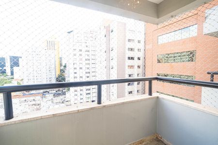 Apartamento à venda com 162m², 3 quartos e 1 vaga Apartamento à venda com 162m², 3 quartos e 1 vagaTerraço do Quarto 2