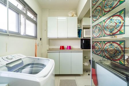 Área de Serviço de apartamento para alugar com 3 quartos, 162m² em Bela Vista, São Paulo