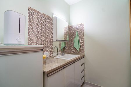 Banheiro da Suíte de apartamento para alugar com 3 quartos, 162m² em Bela Vista, São Paulo