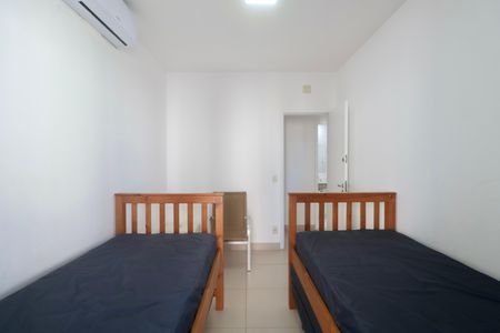 Apartamento para alugar com 118m², 3 quartos e 2 vagas Apartamento para alugar com 118m², 3 quartos e 2 vagasQuarto