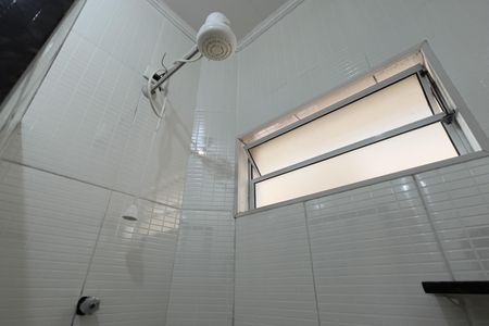 Banheiro de apartamento para alugar com 1 quarto, 60m² em Jardim Presidente Dutra, Guarulhos