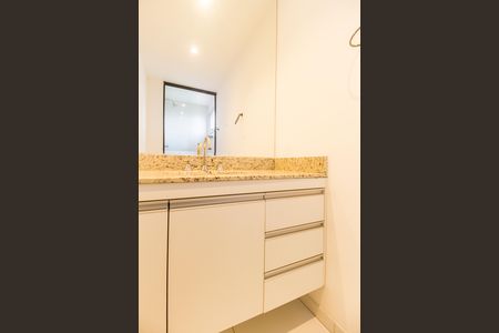Apartamento para alugar com 46m², 1 quarto e 1 vaga Apartamento para alugar com 46m², 1 quarto e 1 vagaBanheiro da Suíte