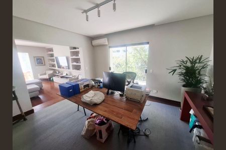 Apartamento à venda com 3 quartos, 340m² em Higienópolis, São Paulo