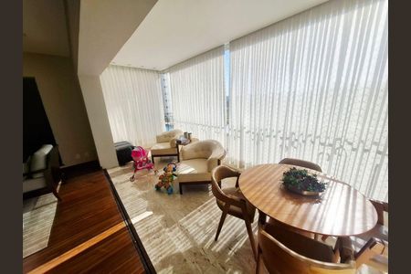 Apartamento à venda com 3 quartos, 340m² em Higienópolis, São Paulo