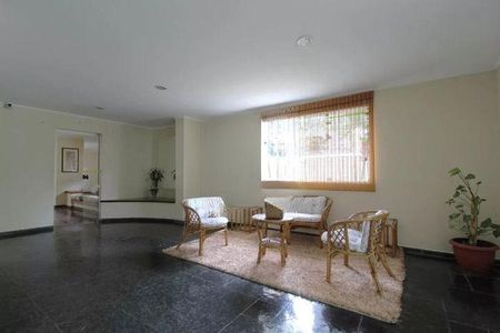 Apartamento à venda com 3 quartos, 120m² em Vila Uberabinha, São Paulo