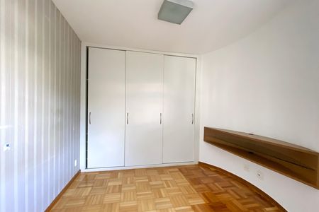 Apartamento à venda com 2 quartos, 75m² em Cruzeiro, Belo Horizonte