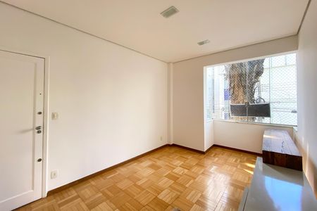 Sala de apartamento à venda com 2 quartos, 75m² em Cruzeiro, Belo Horizonte