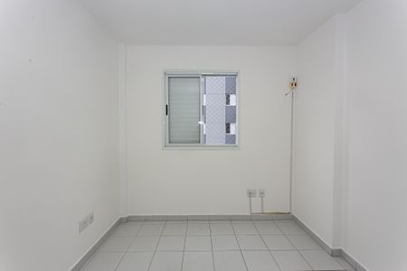 Apartamento para alugar com 3 quartos, 60m² em Vila Margarida, São Paulo