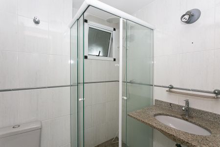 Apartamento para alugar com 60m², 2 quartos e 2 vagas Apartamento para alugar com 60m², 2 quartos e 2 vagasBanheiro