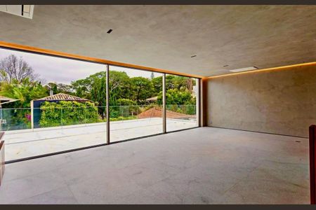 Casa à venda com 5 quartos, 402m² em Jardim America, São Paulo