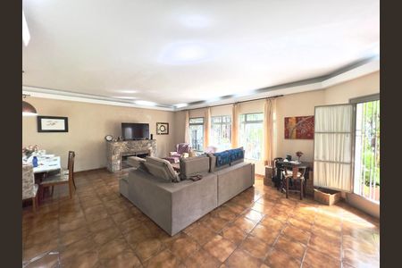 Casa à venda com 6 quartos, 437m² em Campo Belo, São Paulo