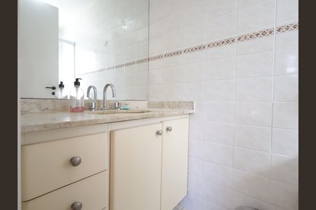 Apartamento à venda com 75m², 3 quartos e 1 vagaBanheiro da Suíte