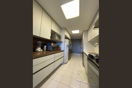 Apartamento à venda com 189m², 3 quartos e 3 vagas