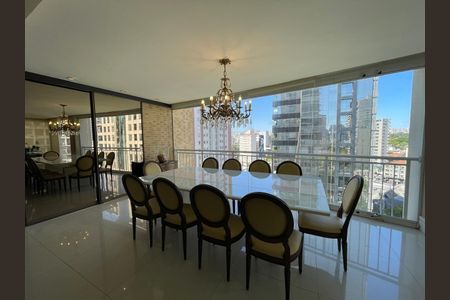 Apartamento à venda com 189m², 3 quartos e 3 vagas