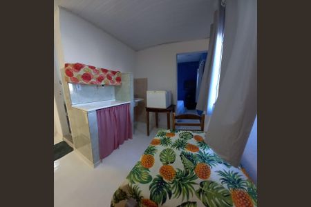 Cozinha de kitnet/studio para alugar com 1 quarto, 22m² em Unamar, Cabo Frio