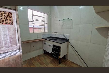 Cozinha de casa para alugar com 1 quarto, 35m² em Vila Romano, São Paulo