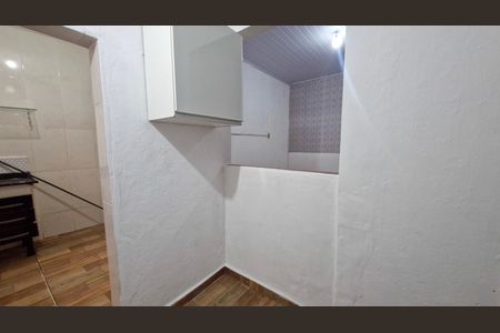 Casa para alugar com 1 quarto, 35m² em Vila Romano, São Paulo