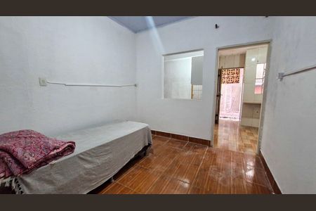 Sala/Quarto de casa para alugar com 1 quarto, 35m² em Vila Romano, São Paulo