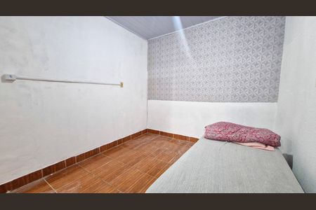 Casa para alugar com 35m², 1 quarto e sem vaga Casa para alugar com 35m², 1 quarto e sem vagaSala/Quarto