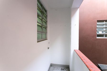 Apartamento para alugar com 70m², 2 quartos e sem vaga Apartamento para alugar com 70m², 2 quartos e sem vagaÁrea de Serviço / Varanda