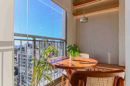 Apartamento para alugar com 44m², 2 quartos e sem vagaVaranda