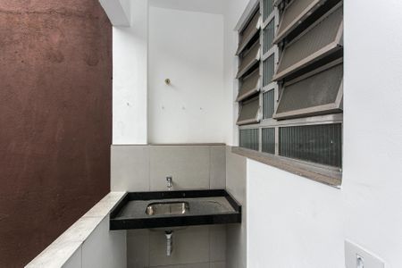 Apartamento para alugar com 70m², 2 quartos e sem vaga Apartamento para alugar com 70m², 2 quartos e sem vagaÁrea de Serviço