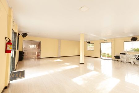 Apartamento para alugar com 80m², 3 quartos e 1 vagaÁrea comum - Salão de festas