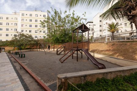 Apartamento para alugar com 80m², 3 quartos e 1 vagaÁrea comum - Playground