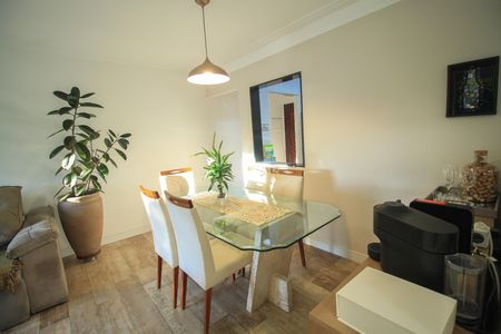 Apartamento à venda com 63m², 2 quartos e 1 vaga