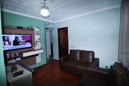 Sala de casa para alugar com 3 quartos, 75m² em Olaria, Rio de Janeiro
