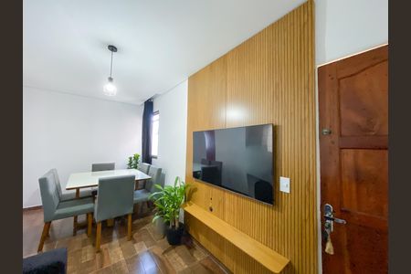 Apartamento à venda com 2 quartos, 52m² em Califórnia, Belo Horizonte