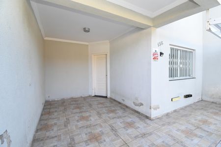 Casa para alugar com 220m², 3 quartos e 3 vagasÁrea externa - Garagem