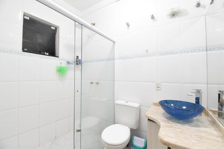 Casa para alugar com 220m², 3 quartos e 3 vagasBanheiro 2