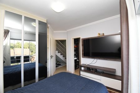 Casa para alugar com 220m², 3 quartos e 3 vagasSuíte