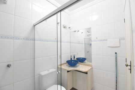 Casa para alugar com 220m², 3 quartos e 3 vagasBanheiro 2