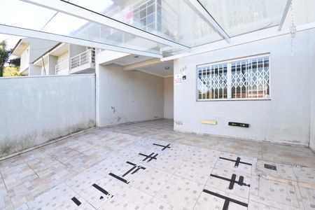 Casa para alugar com 220m², 3 quartos e 3 vagasÁrea externa - Garagem
