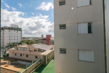 Casa para alugar com 47m², 2 quartos e 1 vaga