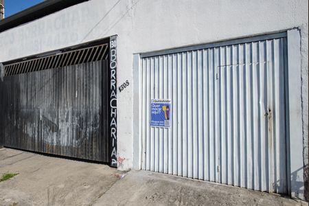 Casa para alugar com 100m², 3 quartos e 1 vaga Casa para alugar com 100m², 3 quartos e 1 vagaFachada da Casa