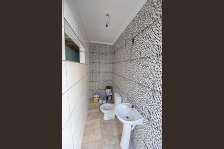 Casa para alugar com 100m², 3 quartos e 1 vaga Casa para alugar com 100m², 3 quartos e 1 vagaBanheiro de serviço