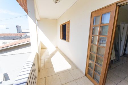 Casa para alugar com 100m², 3 quartos e 1 vaga Casa para alugar com 100m², 3 quartos e 1 vagaVaranda do Quarto 3
