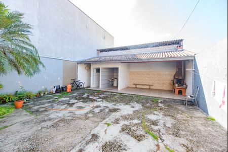 Casa para alugar com 100m², 3 quartos e 1 vaga Casa para alugar com 100m², 3 quartos e 1 vagaQuintal