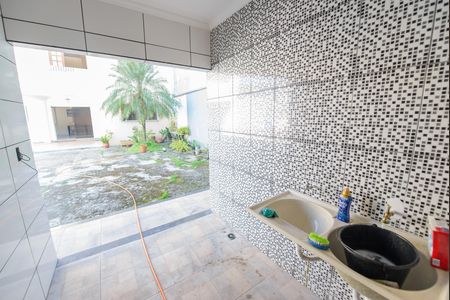 Casa para alugar com 100m², 3 quartos e 1 vaga Casa para alugar com 100m², 3 quartos e 1 vagaÁrea de Serviço