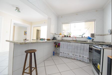 Casa para alugar com 100m², 3 quartos e 1 vaga Casa para alugar com 100m², 3 quartos e 1 vagaCozinha