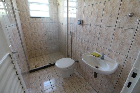 Casa de condomínio para alugar com 67m², 2 quartos e 1 vagaBanheiro