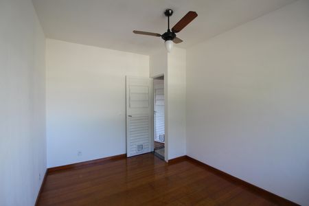 Quarto 1 de casa de condomínio para alugar com 2 quartos, 67m² em Taquara, Rio de Janeiro